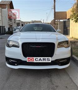كرايسلر 300